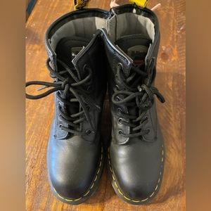 Dr Marten Air wave steel toe boots